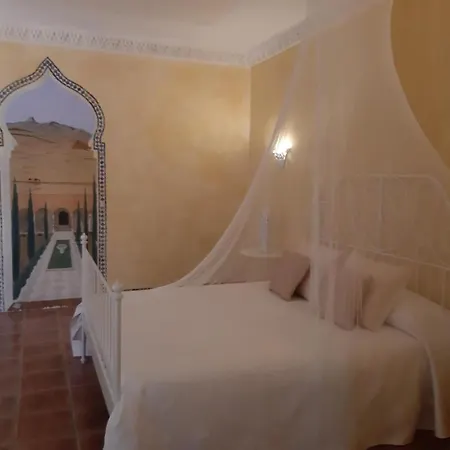 St Tropez Heated Pool * 卡亚俄萨尔瓦赫
